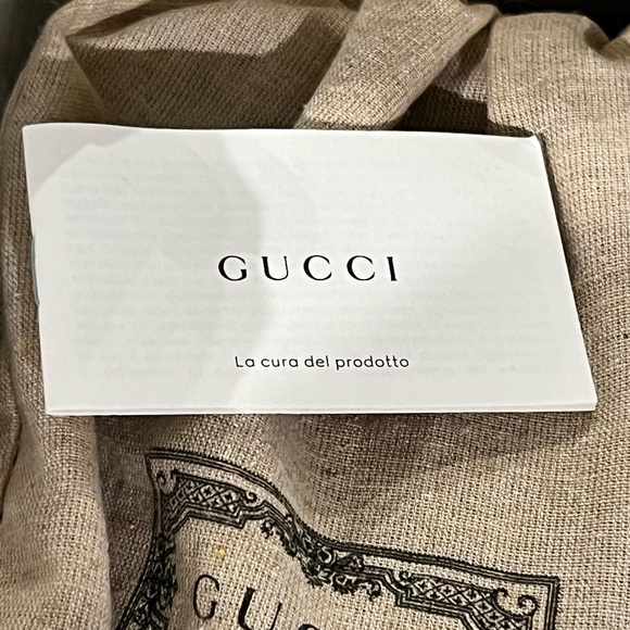 Gucci GG Marmont Matelasse Bucket Bag Mini Black Leather/Suede - Picture 8 of 9